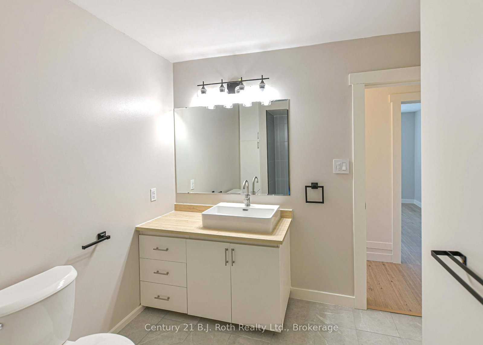 12 Clinton Street • Orillia, ON photo 43