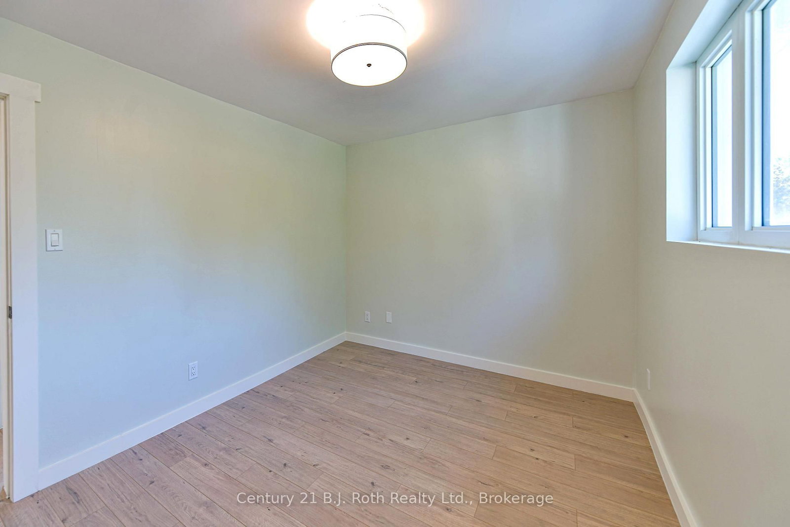 12 Clinton Street • Orillia, ON photo 47