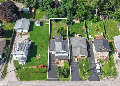 12 Clinton Street • Orillia, ON photo 5