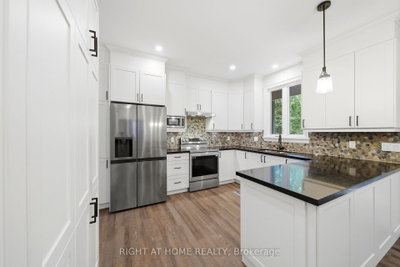 48 Nicole Boulevard • Tiny, ON photo 9