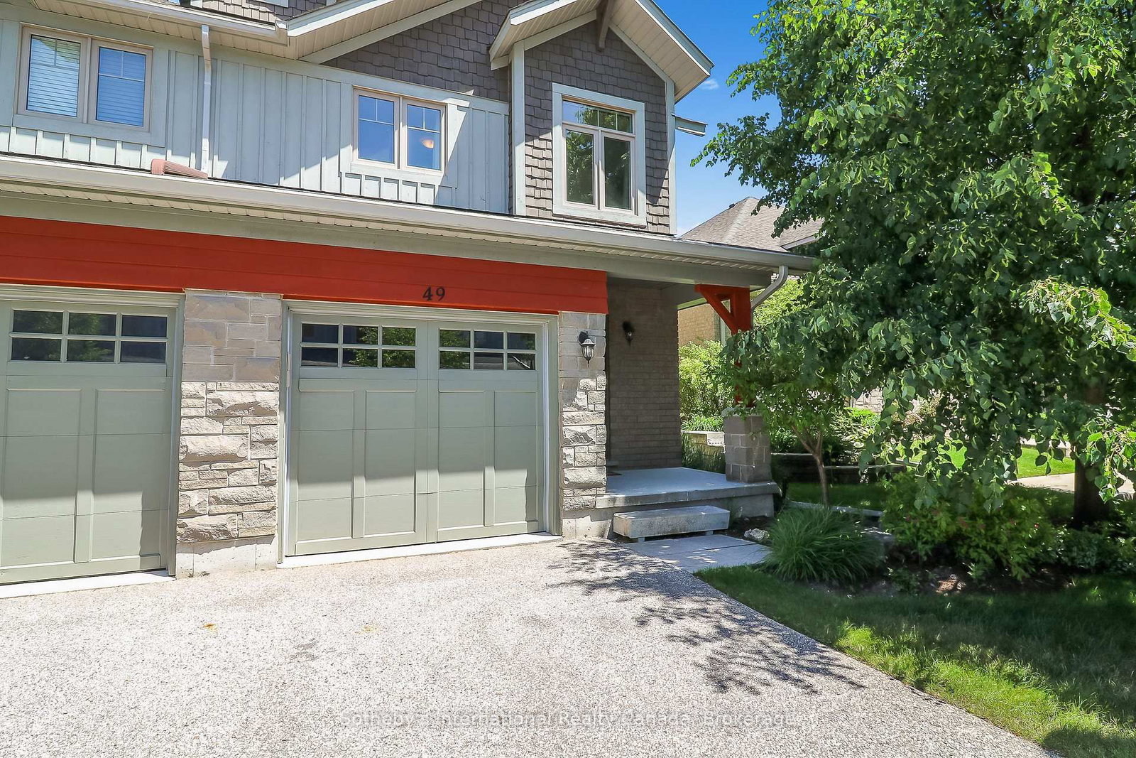 49 Silver Glen Boulevard • Collingwood, ON photo 2