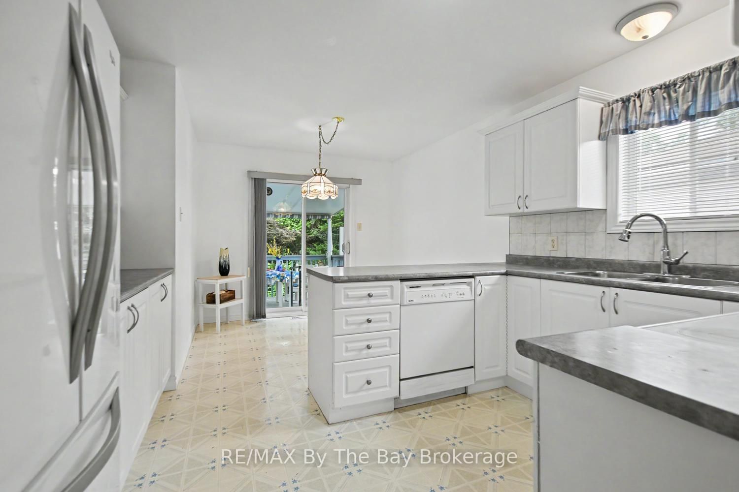 144 SMALLMAN Drive • Wasaga Beach, ON photo 13