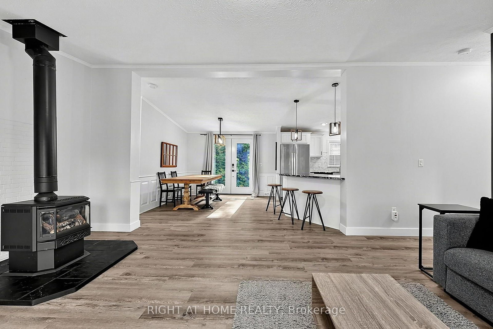 8168 Laidlaw Avenue • Ramara, ON photo 15