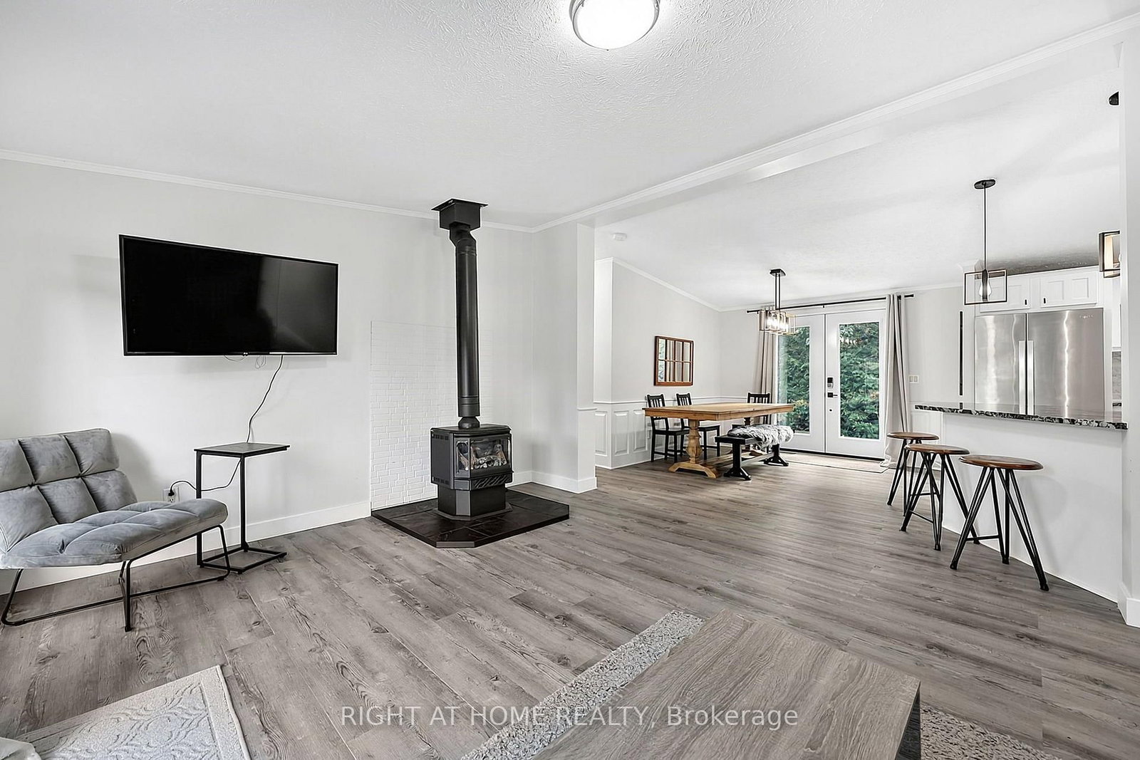 8168 Laidlaw Avenue • Ramara, ON photo 17
