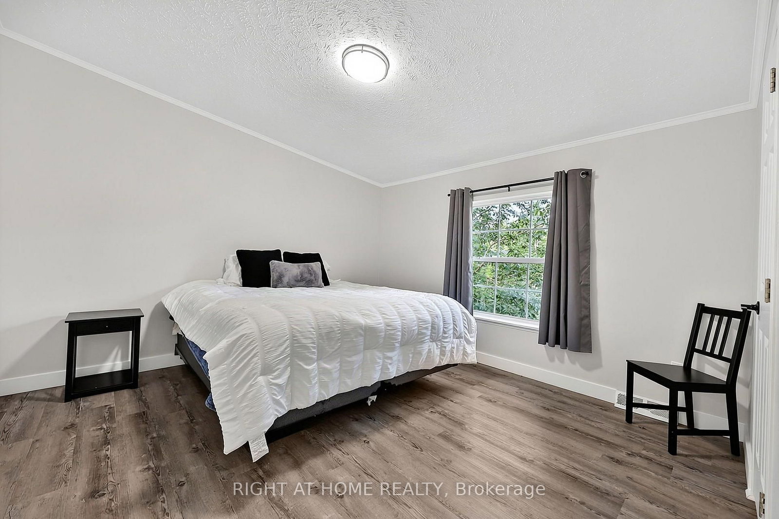 8168 Laidlaw Avenue • Ramara, ON photo 18