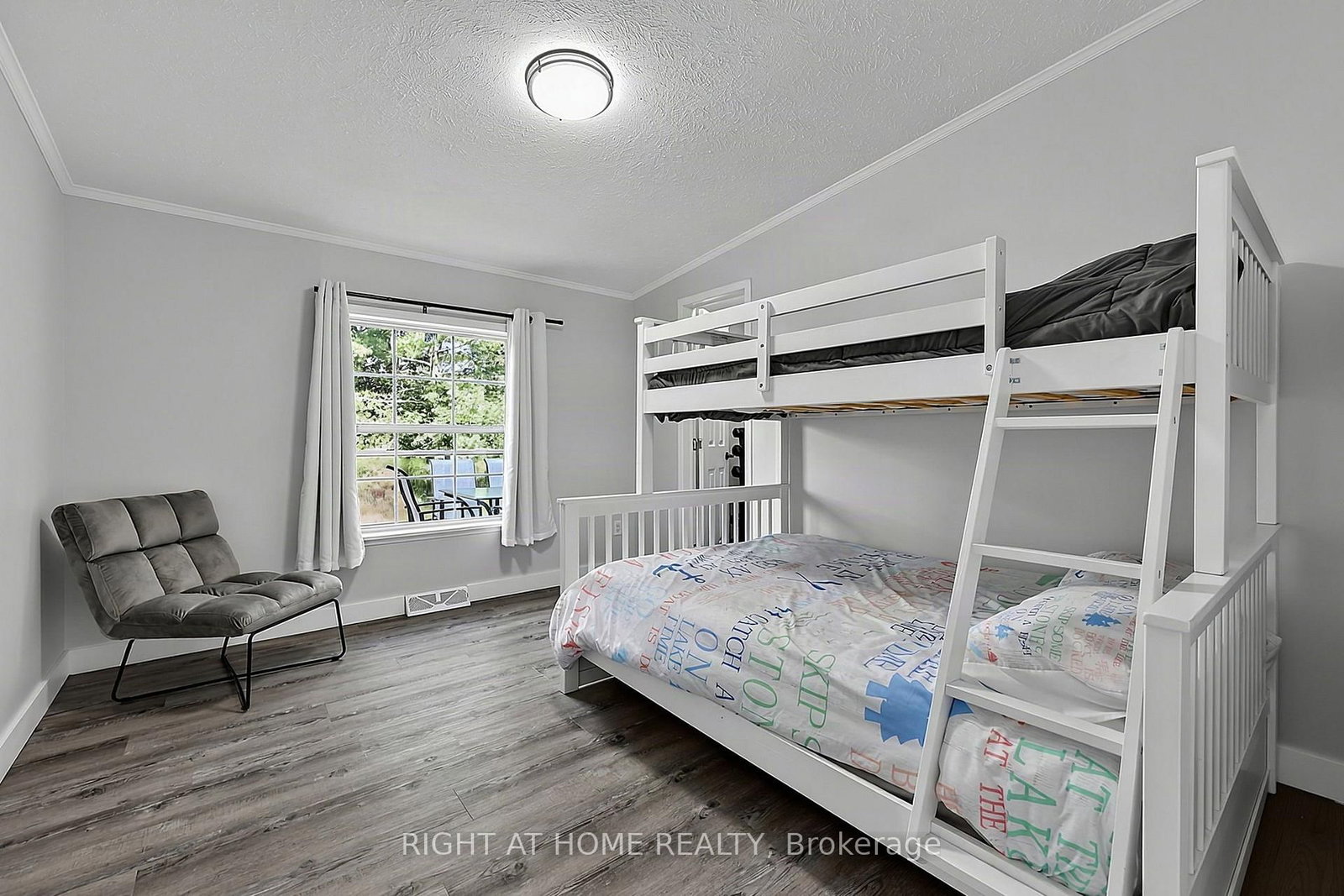 8168 Laidlaw Avenue • Ramara, ON photo 21