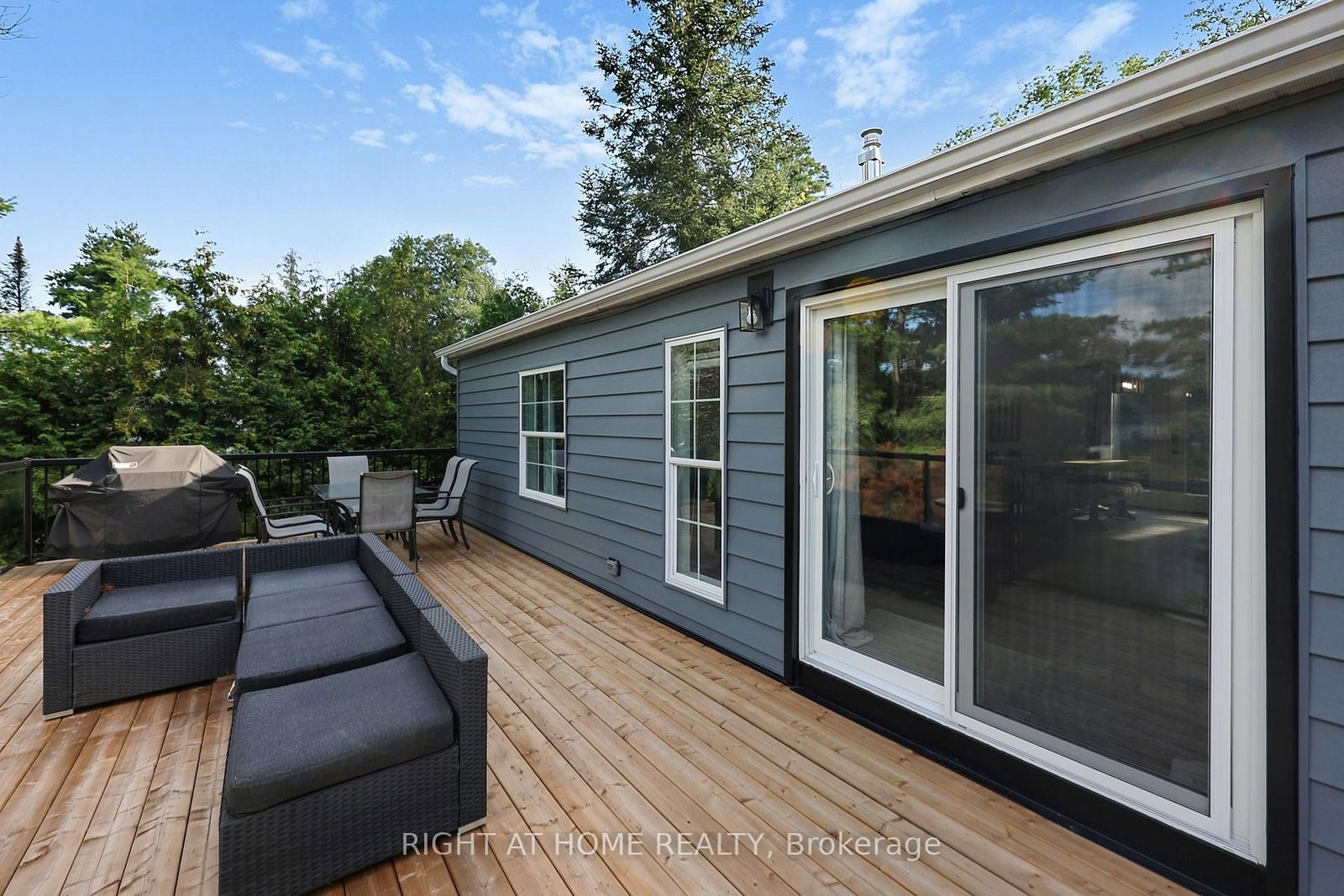 8168 Laidlaw Avenue • Ramara, ON photo 22