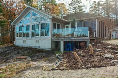 3800 Elva Lane • Severn, ON photo 6