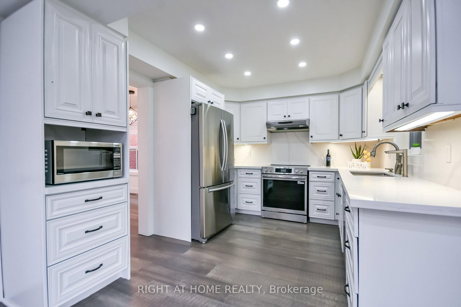 112 Birchwood Drive • Barrie, ON photo 14