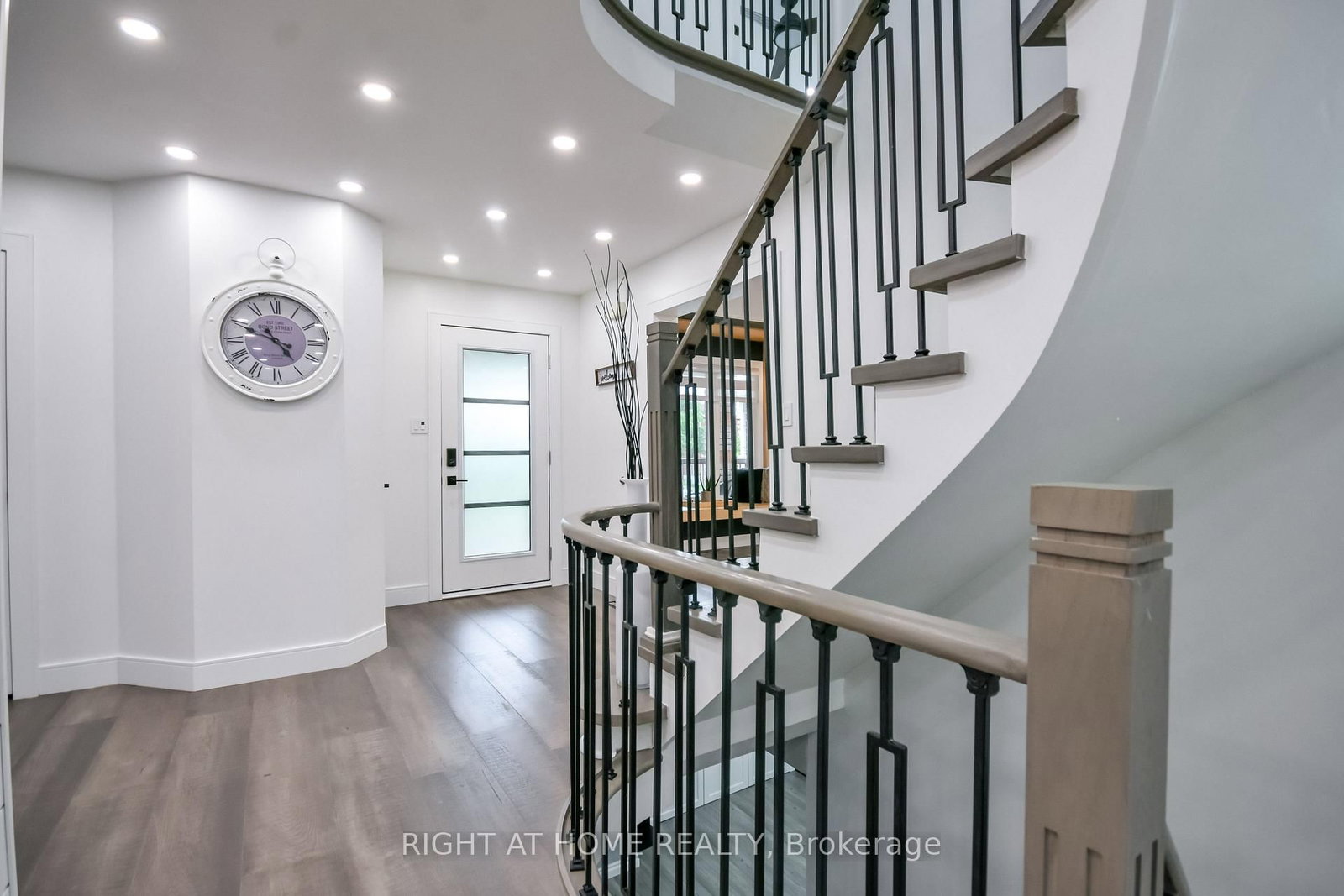 112 Birchwood Drive • Barrie, ON photo 49