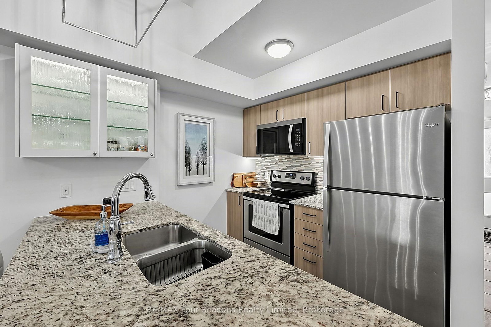 4 Cove Court • #302 • Collingwood, ON photo 9
