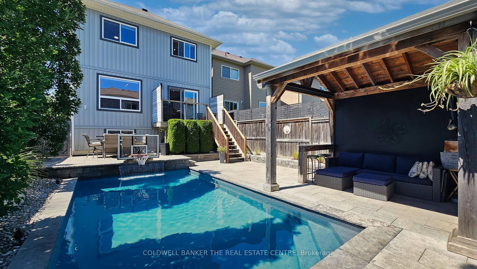 37 Pearl Drive • Orillia, ON photo 1