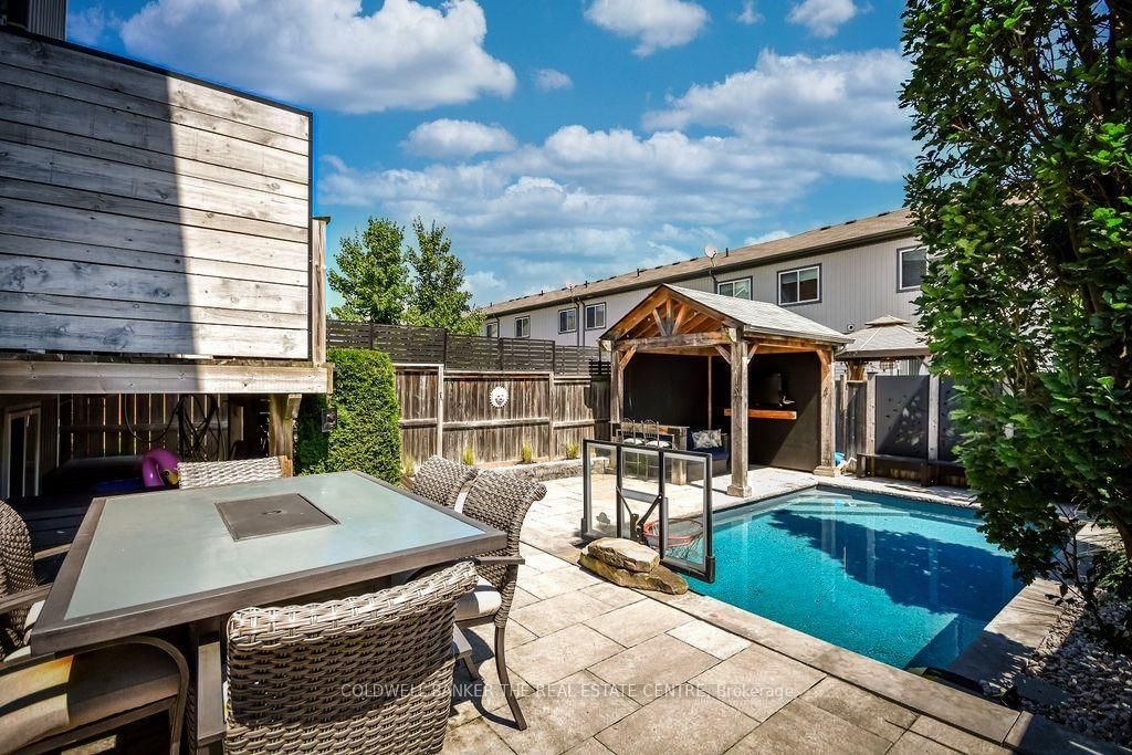 37 Pearl Drive • Orillia, ON photo 33