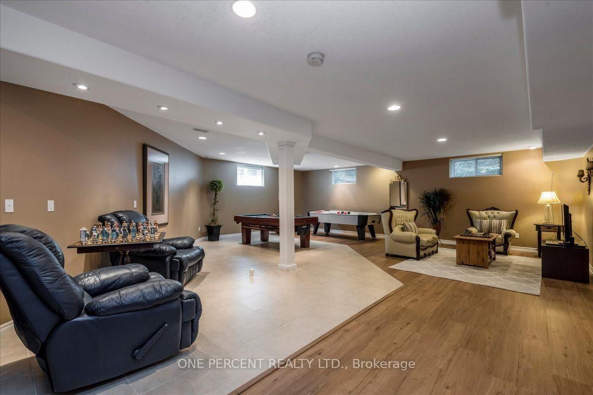 9 Laddie Lane • Springwater, ON photo 32