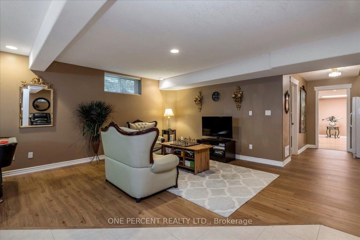 9 Laddie Lane • Springwater, ON photo 35