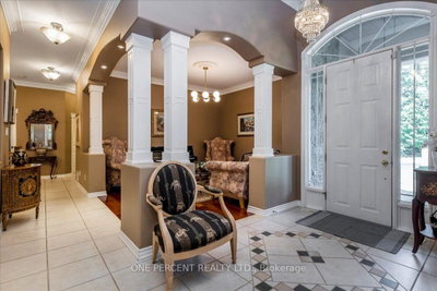 9 Laddie Lane • Springwater, ON photo 6