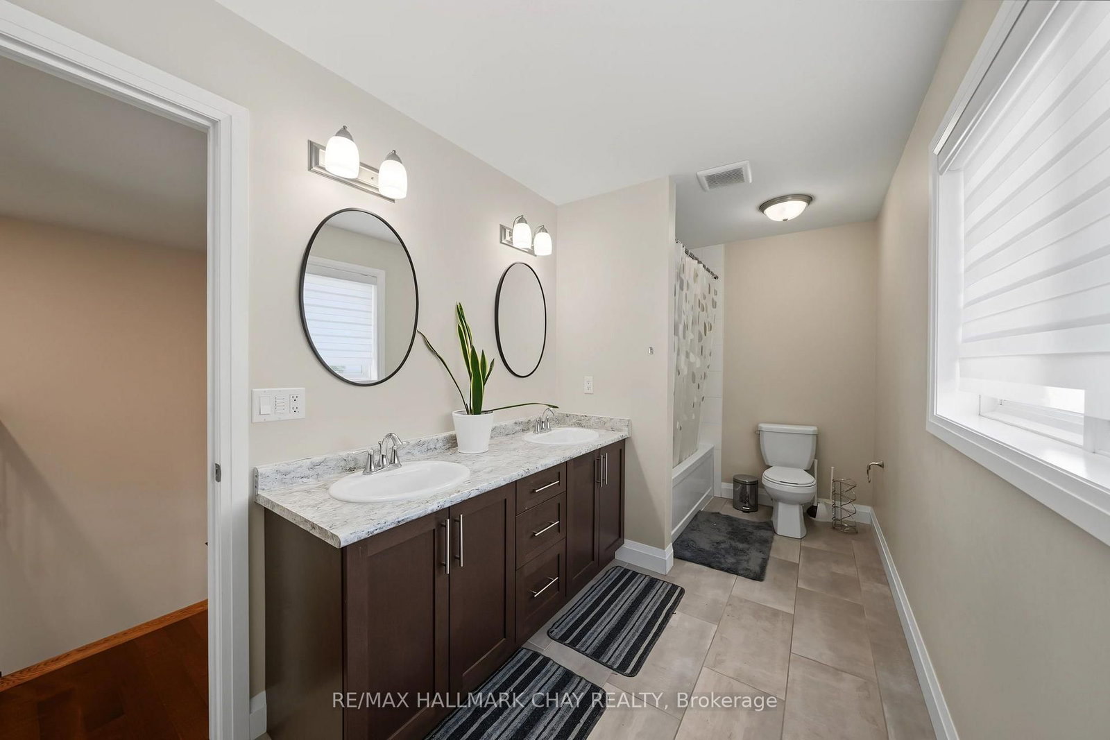 36 Lowry Court • Barrie, ON photo 29