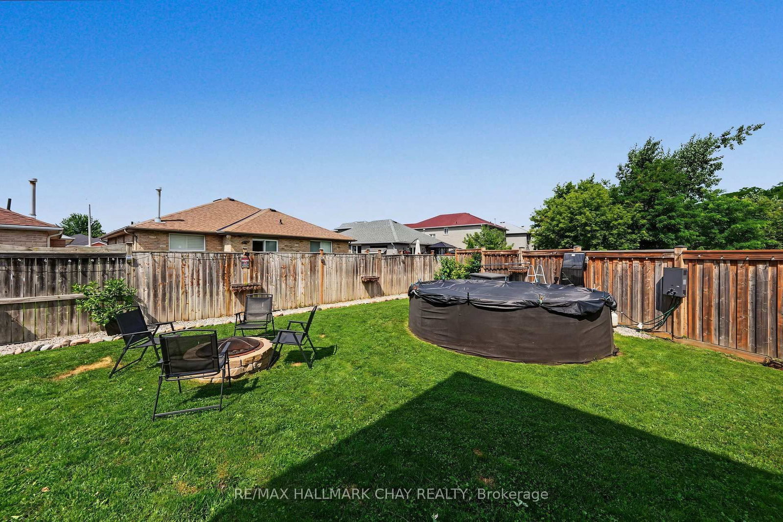 36 Lowry Court • Barrie, ON photo 32