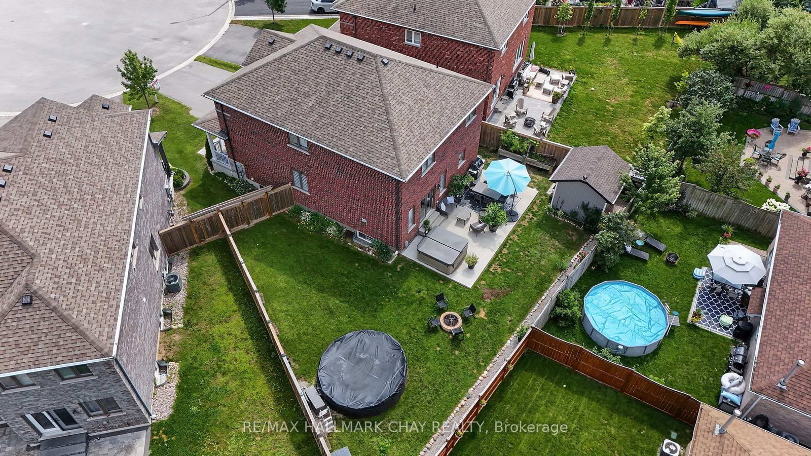 36 Lowry Court • Barrie, ON photo 46