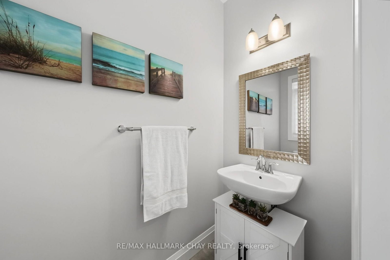 36 Lowry Court photo 6