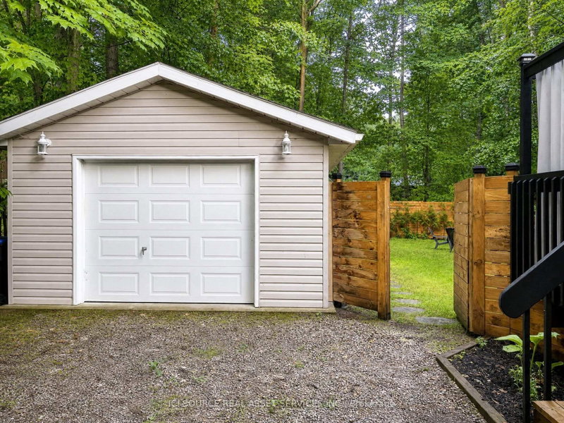 110 Wolfe Trail
