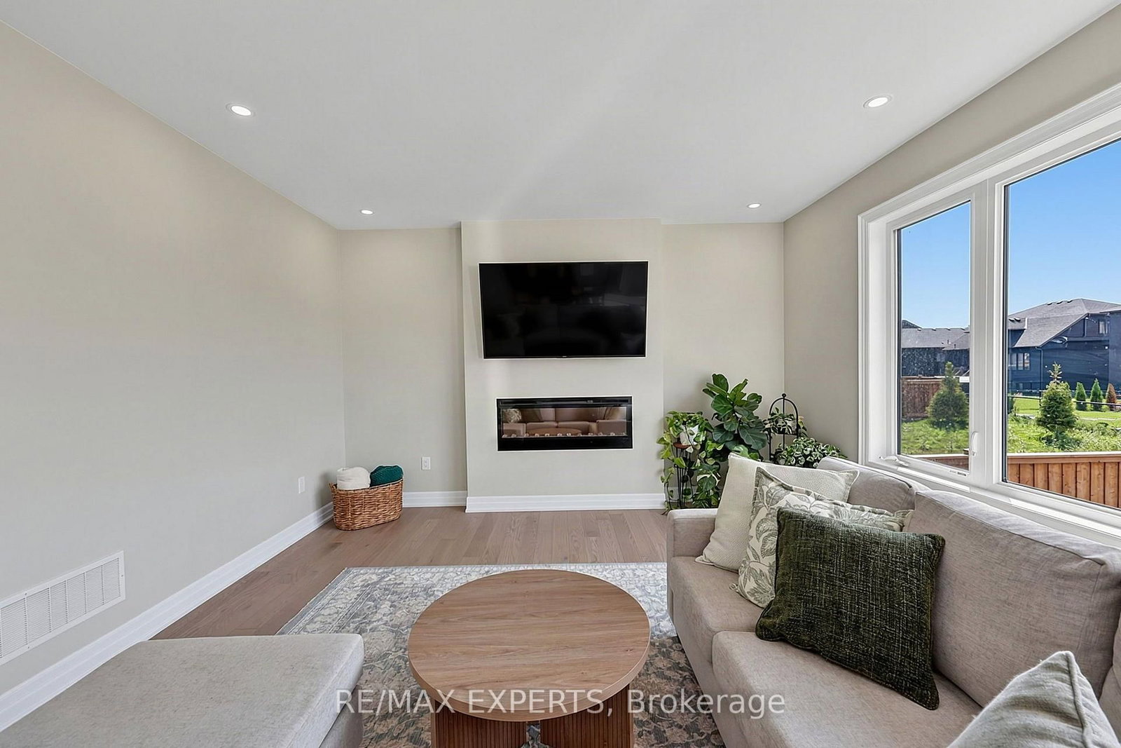 222 Mapleside Drive • Wasaga Beach, ON photo 15