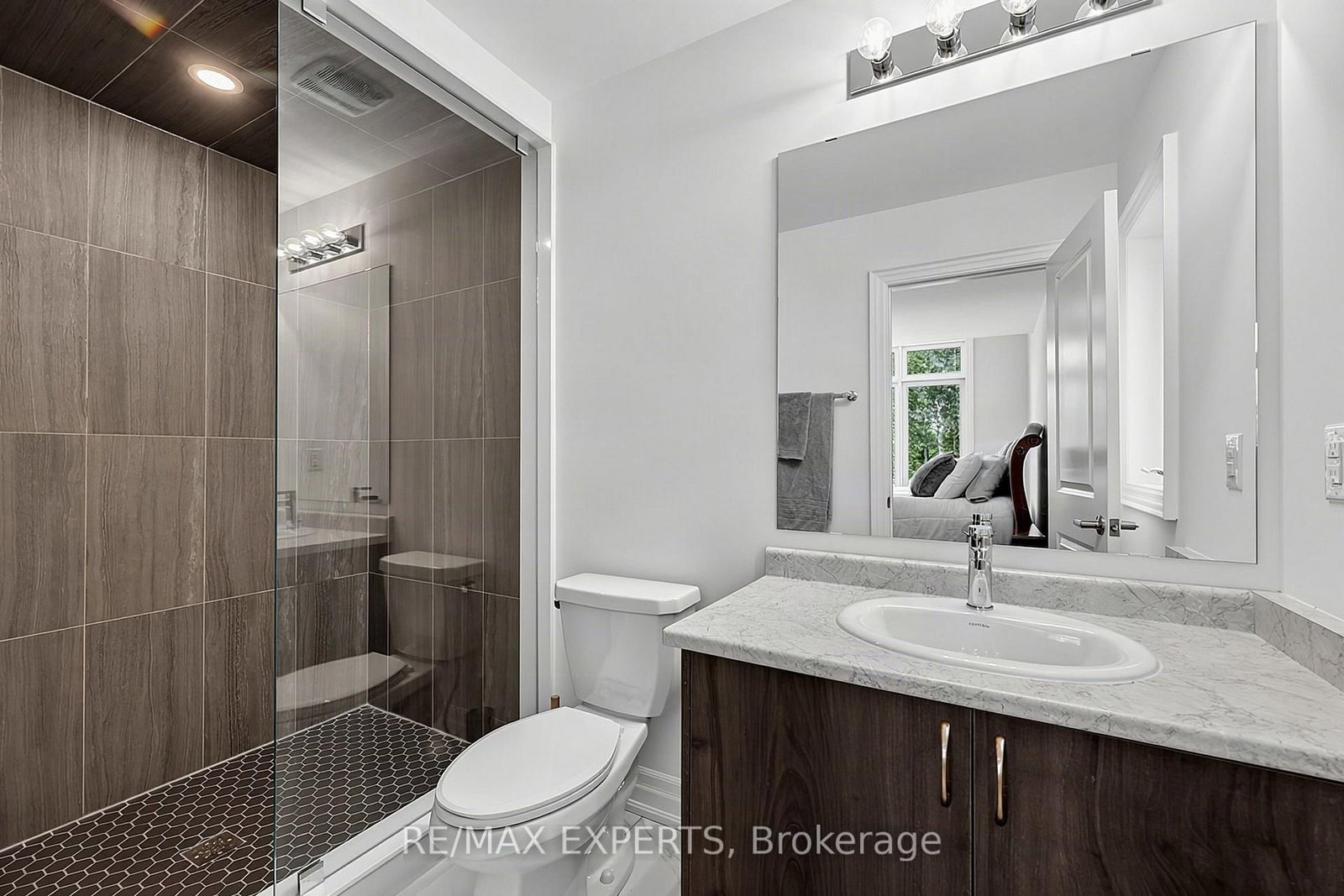 222 Mapleside Drive • Wasaga Beach, ON photo 31