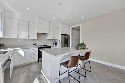 222 Mapleside Drive • Wasaga Beach, ON photo 9