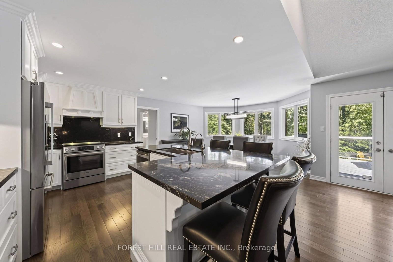 11 Alpine Trail • Springwater, ON photo 12