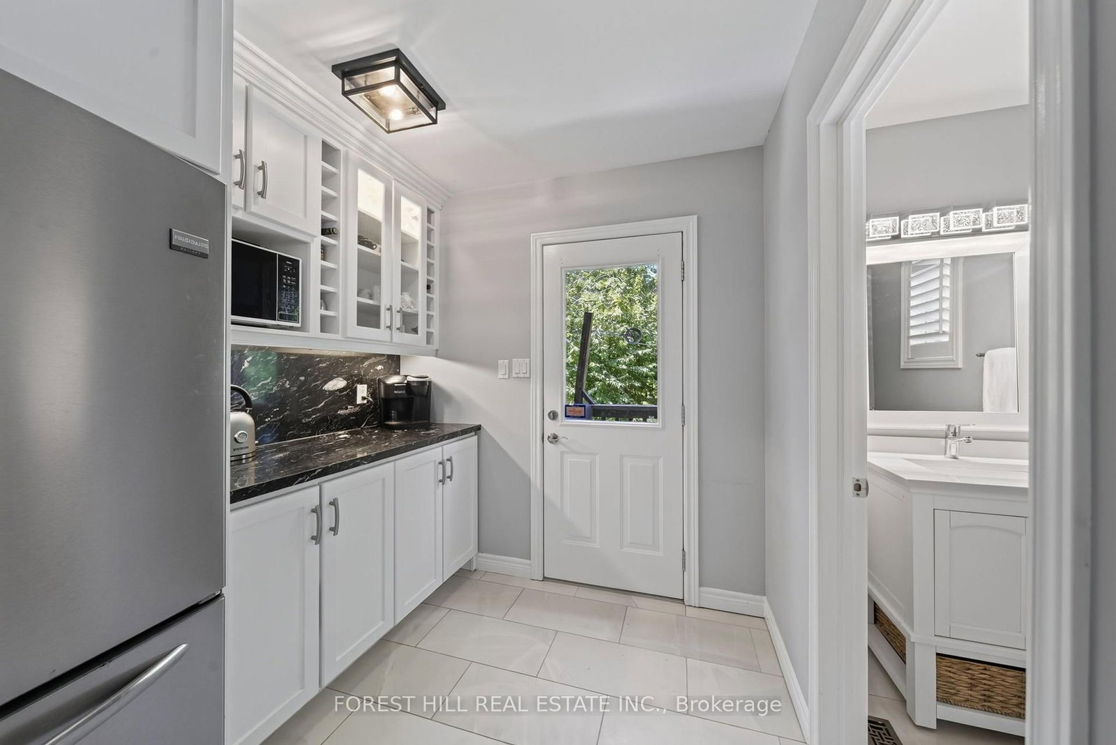 11 Alpine Trail • Springwater, ON photo 16