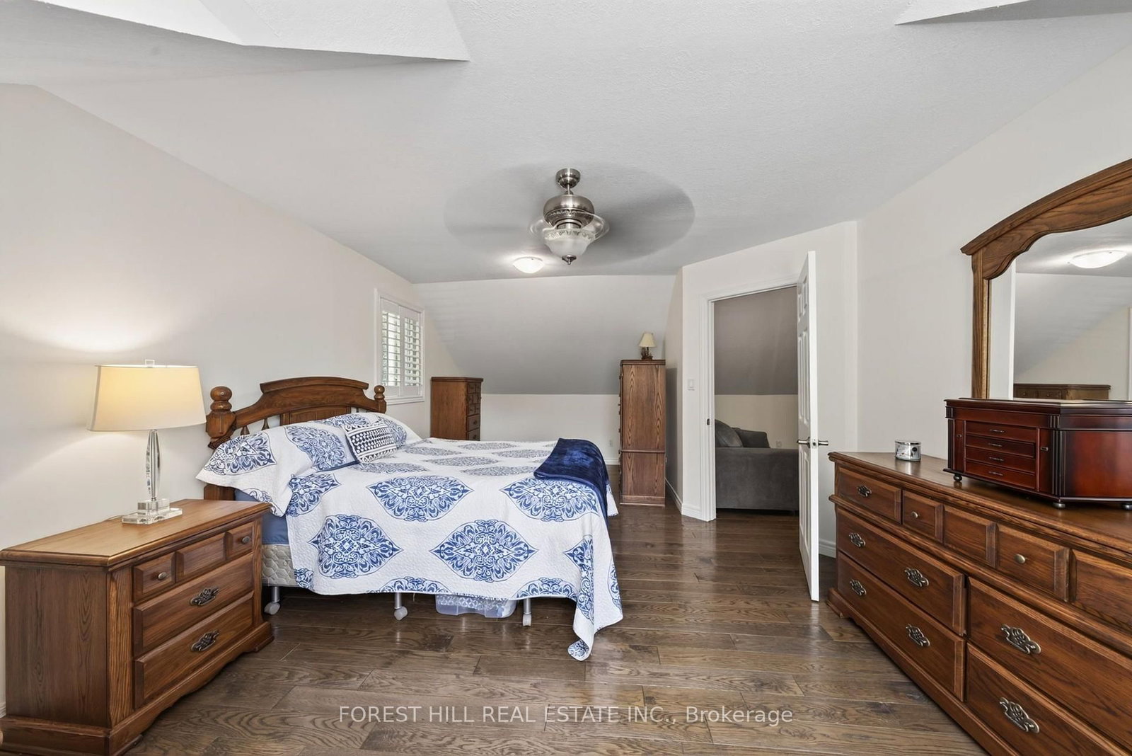 11 Alpine Trail • Springwater, ON photo 22