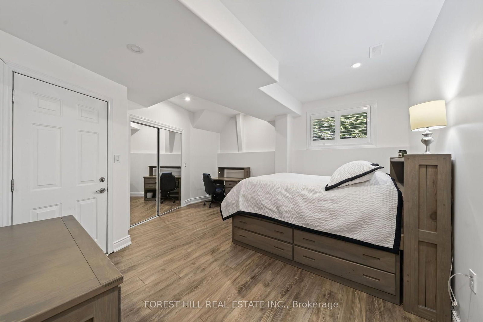 11 Alpine Trail • Springwater, ON photo 29
