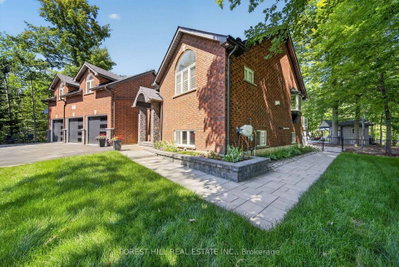 11 Alpine Trail • Springwater, ON photo 4