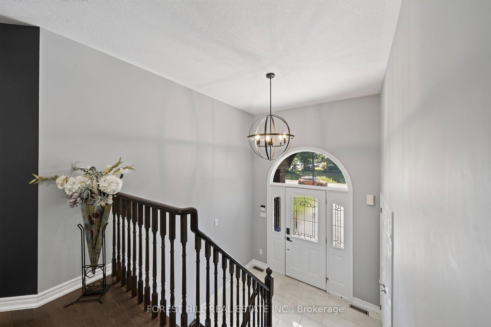 11 Alpine Trail • Springwater, ON photo 5