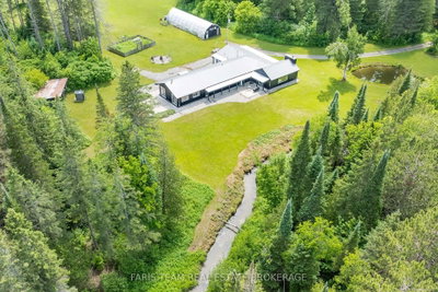 Detached House for sale at 1076 Beaver Lane, Springwater, Ontario, P0B 1L0 - Rural Springwater - MLS: S13682384