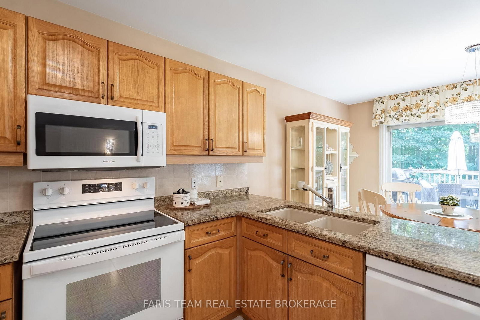157 Emms Drive • Barrie, ON photo 6