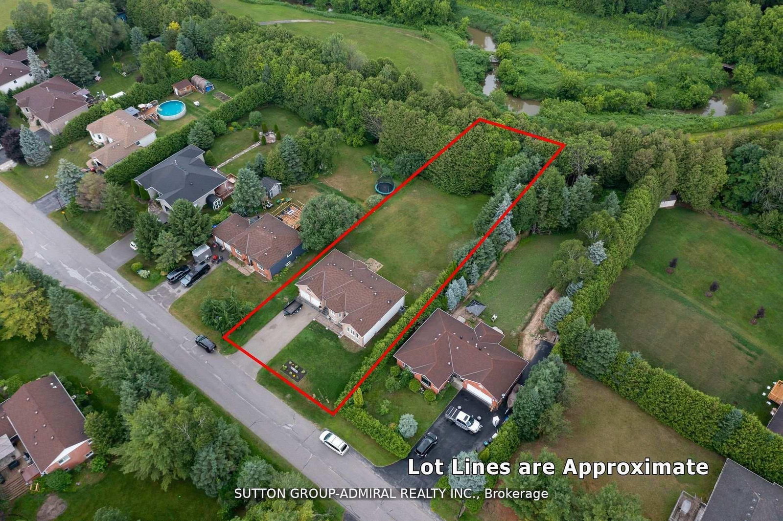 11 Club Court • Wasaga Beach, ON photo 33