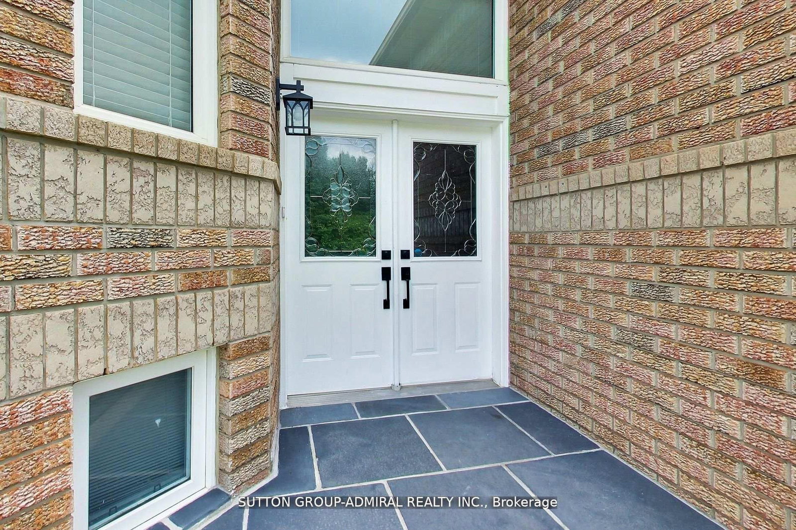 11 Club Court • Wasaga Beach, ON photo 4