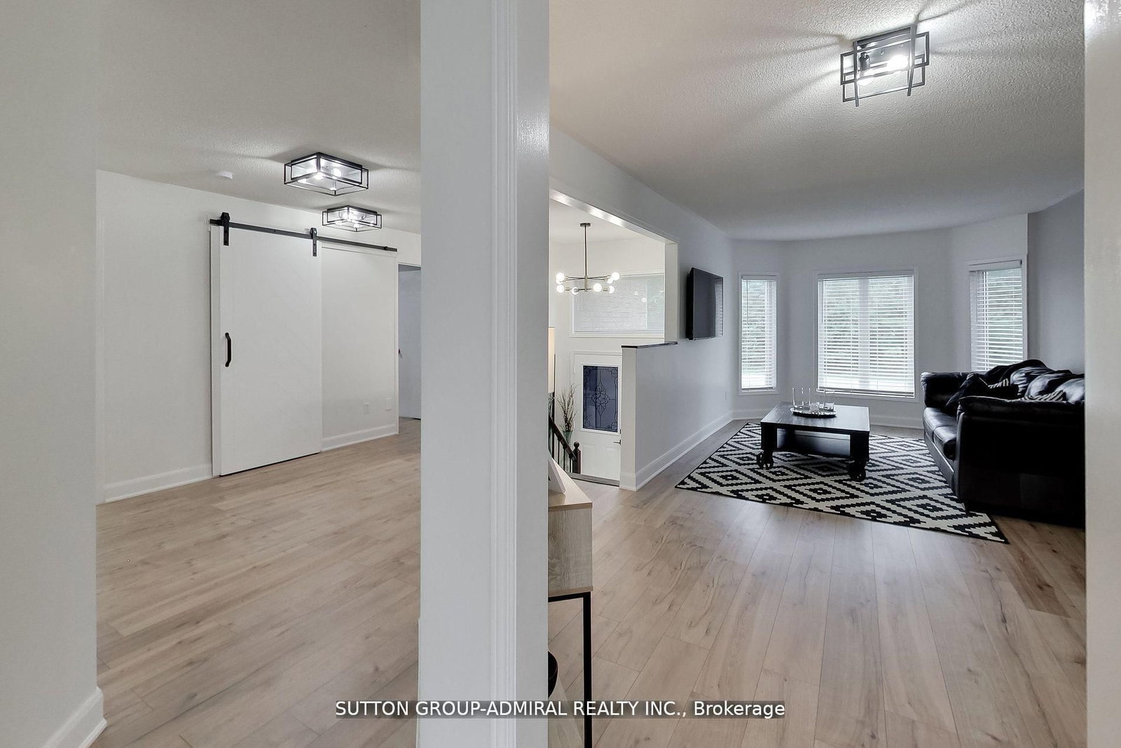 11 Club Court • Wasaga Beach, ON photo 9