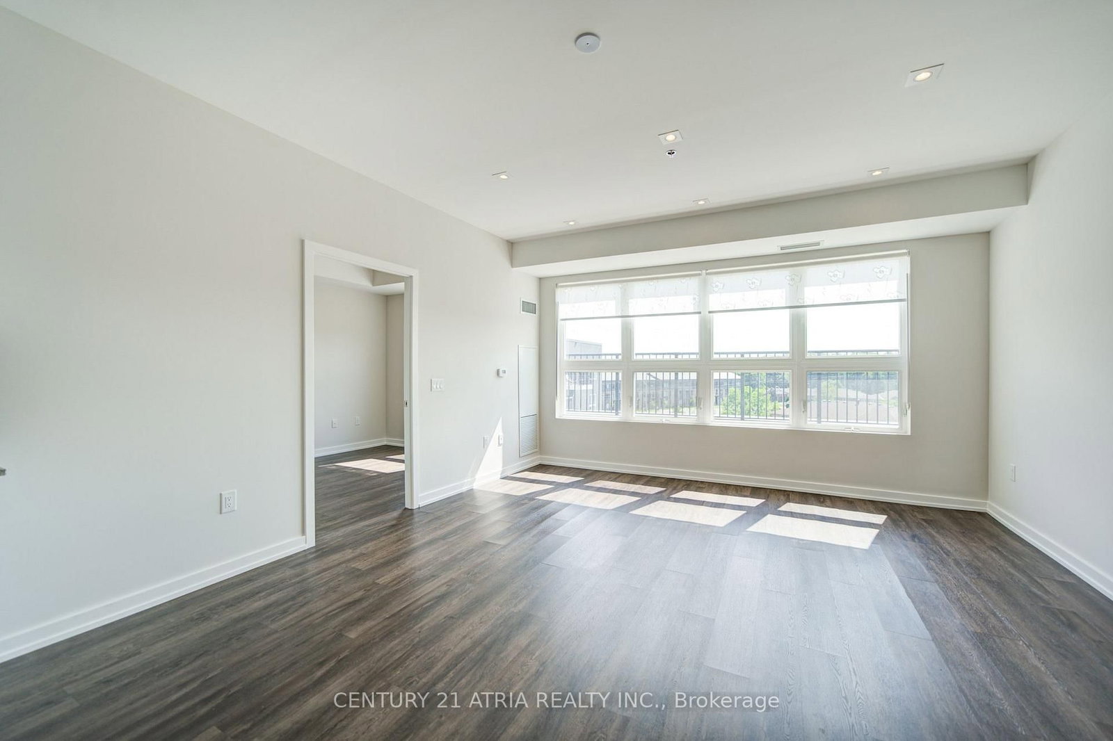 430 Essa Road NE • #402 • Barrie, ON photo 15