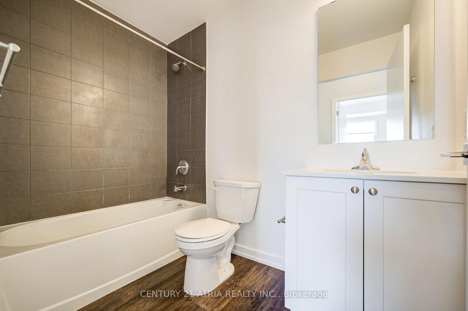 430 Essa Road NE • #402 • Barrie, ON photo 23