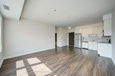 430 Essa Road NE • #402 • Barrie, ON photo 9
