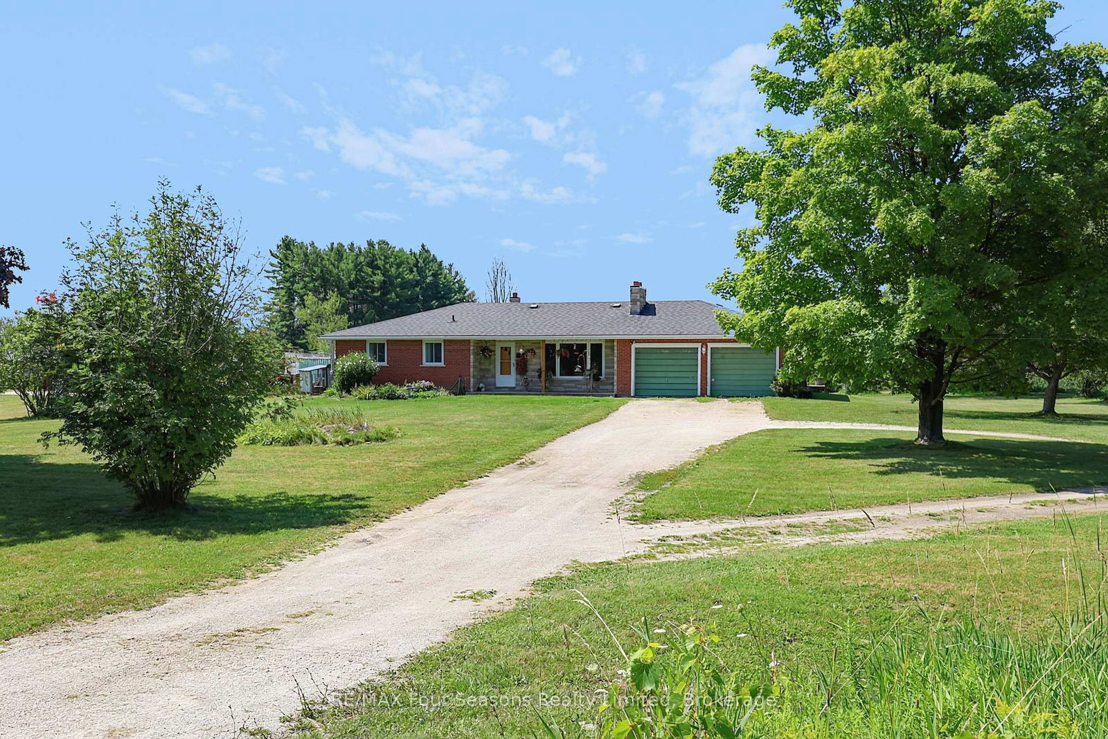 2140 5th Concession N • Clearview, ON photo 6