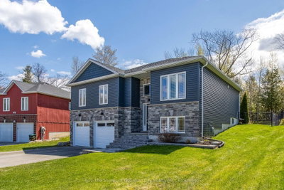 11 Ralph Dalton Boulevard
