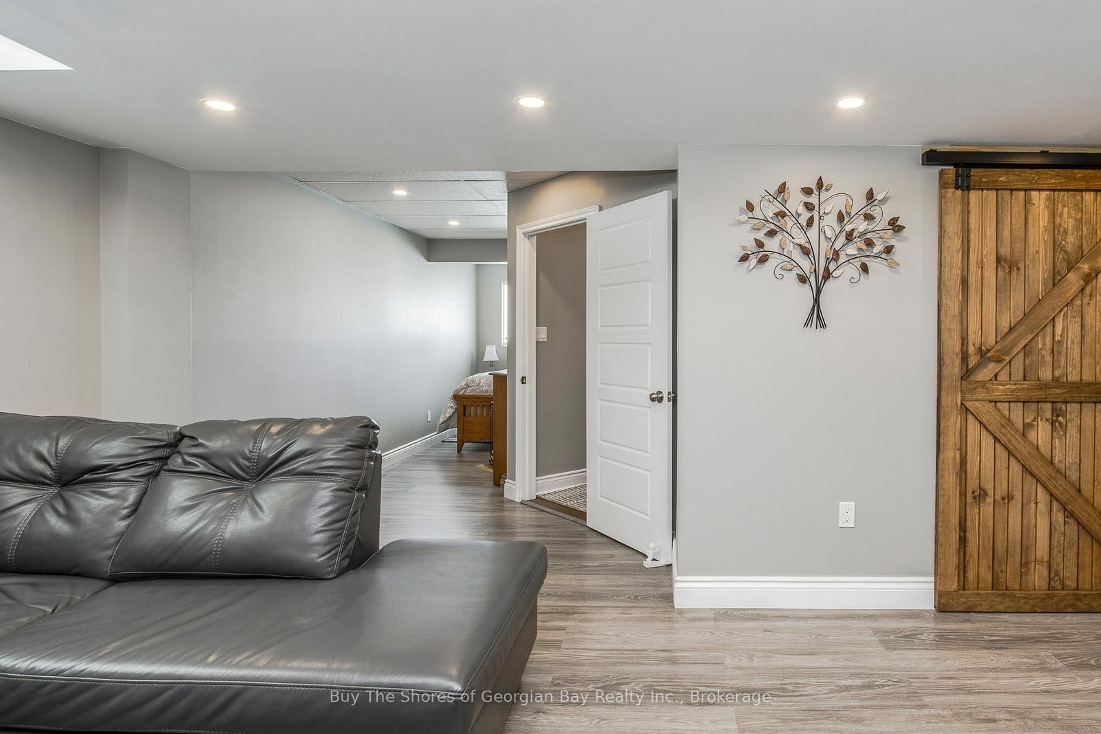 11 Ralph Dalton Boulevard • Tay, ON photo 27