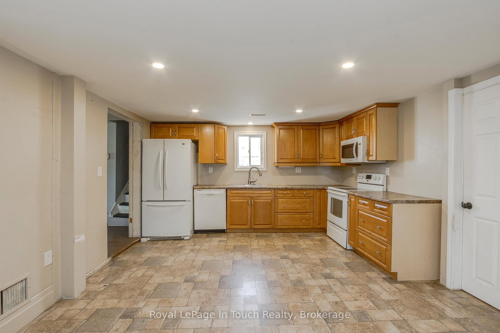 397 William Street • Tay, ON photo 14
