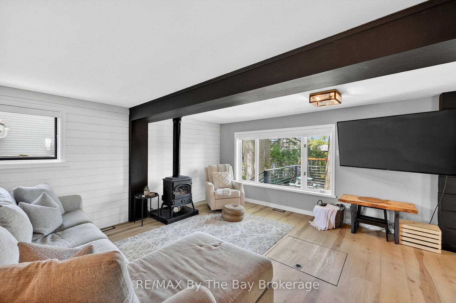 1416 River Road W • Wasaga Beach, ON photo 12