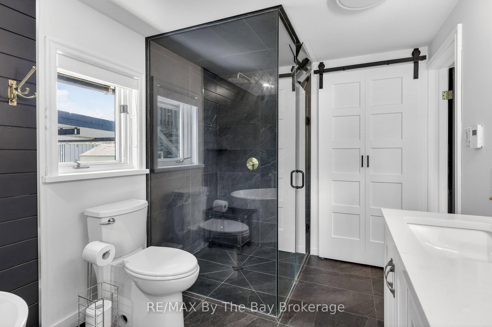 1416 River Road W • Wasaga Beach, ON photo 19