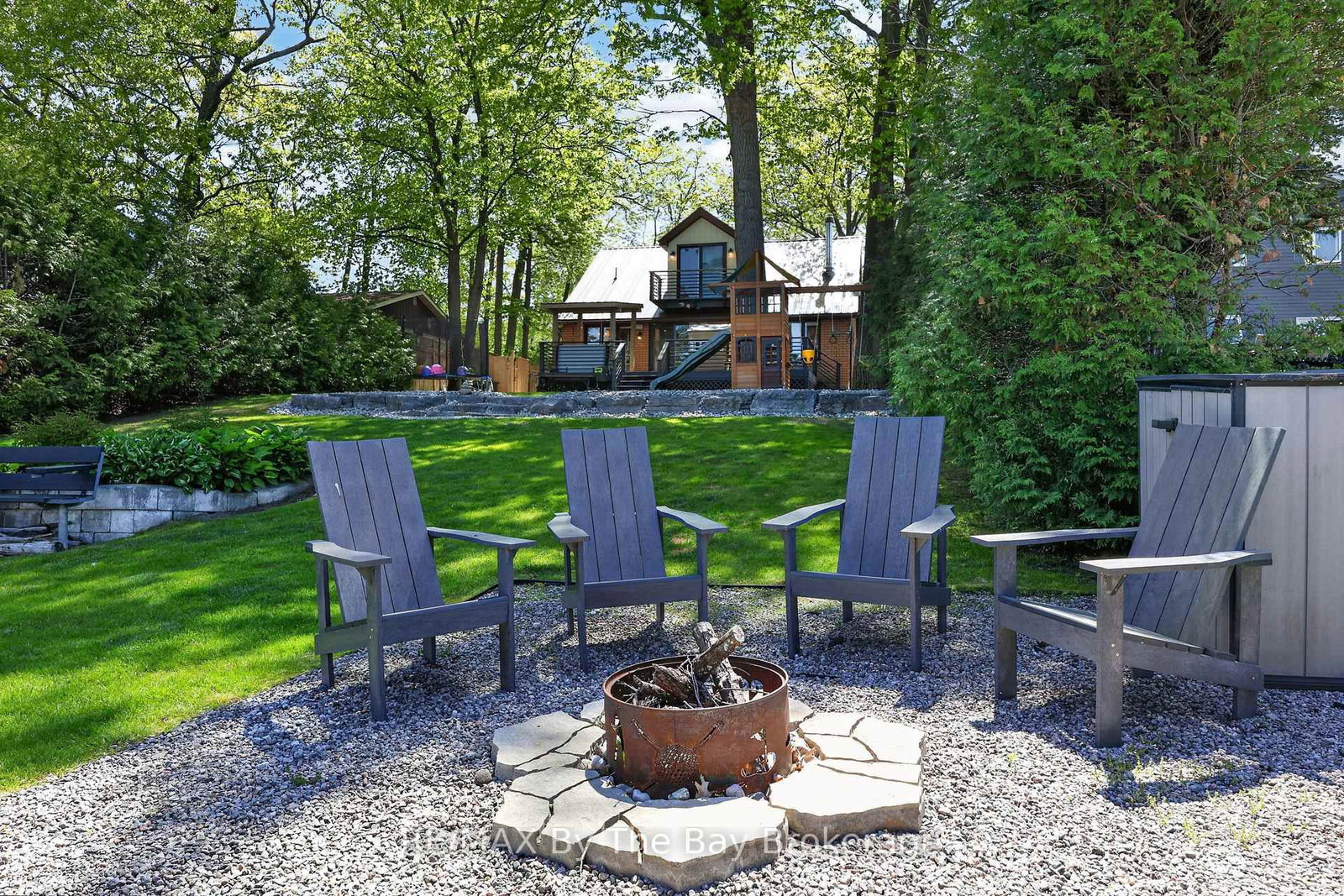 1416 River Road W • Wasaga Beach, ON photo 3