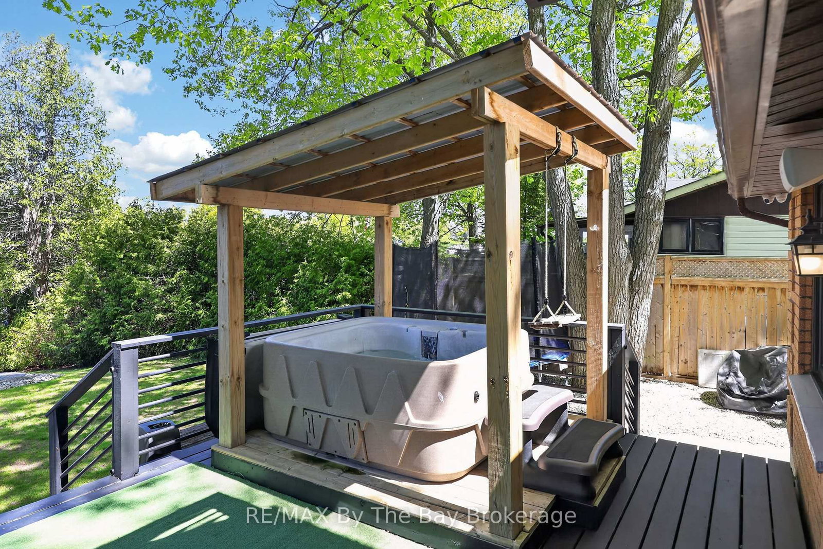 1416 River Road W • Wasaga Beach, ON photo 32